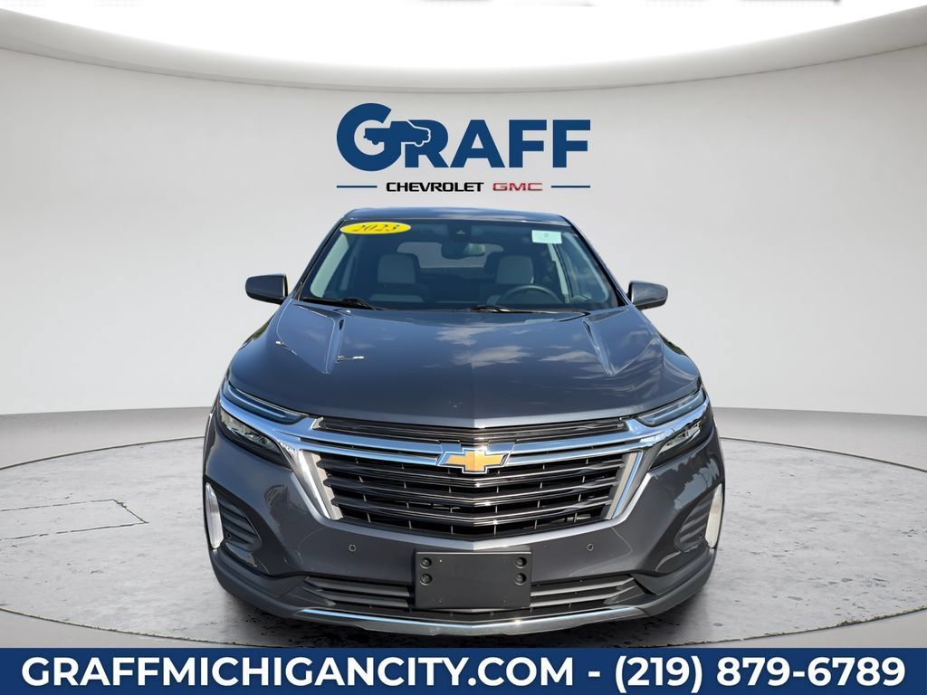 Used 2023 Chevrolet Equinox LT w/ Driver Convenience Package AWD/4WD image 8