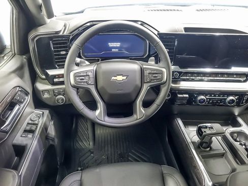 New 2025 Chevrolet Silverado 1500 LTZ w/ LTZ Premium Package image 13