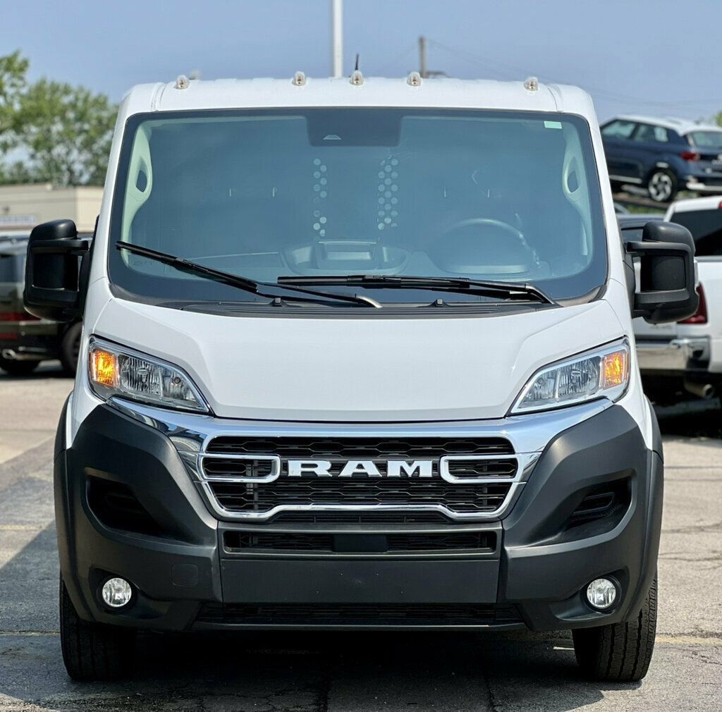 Used 2025 RAM ProMaster 2500 w/ U-Haul Equipment Group FWD image 31