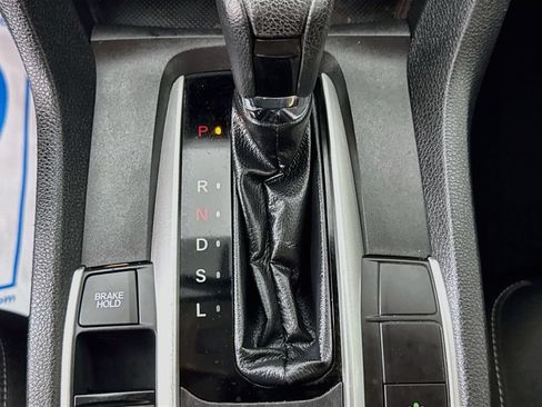 Used 2019 Honda Civic LX image 17