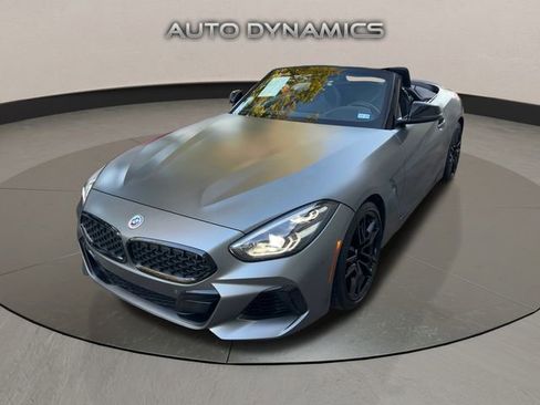 Used 2022 BMW Z4 M40i image 2