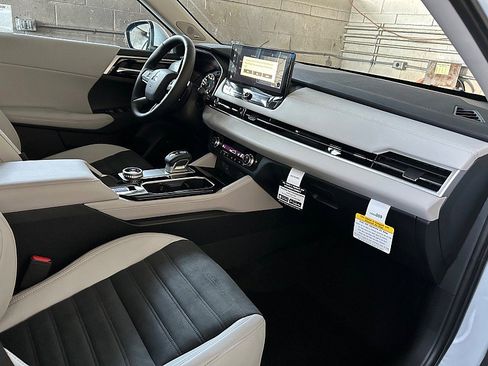 New 2026 Mitsubishi Outlander SE image 51