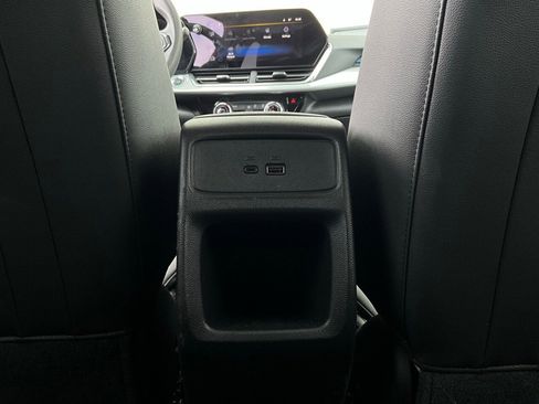 Used 2025 Chevrolet Trax LT image 12