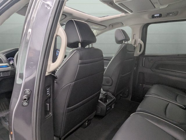 Used 2026 Honda Odyssey Touring image 31