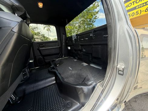 Used 2021 RAM 3500 4x4 Crew Cab Tradesman DRW image 16