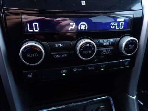 Used 2020 Subaru Ascent Premium w/ Convenience Package AWD/4WD image 20