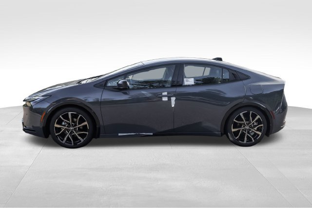 New 2026 Toyota Prius Plug-In Hybrid FWD image 6