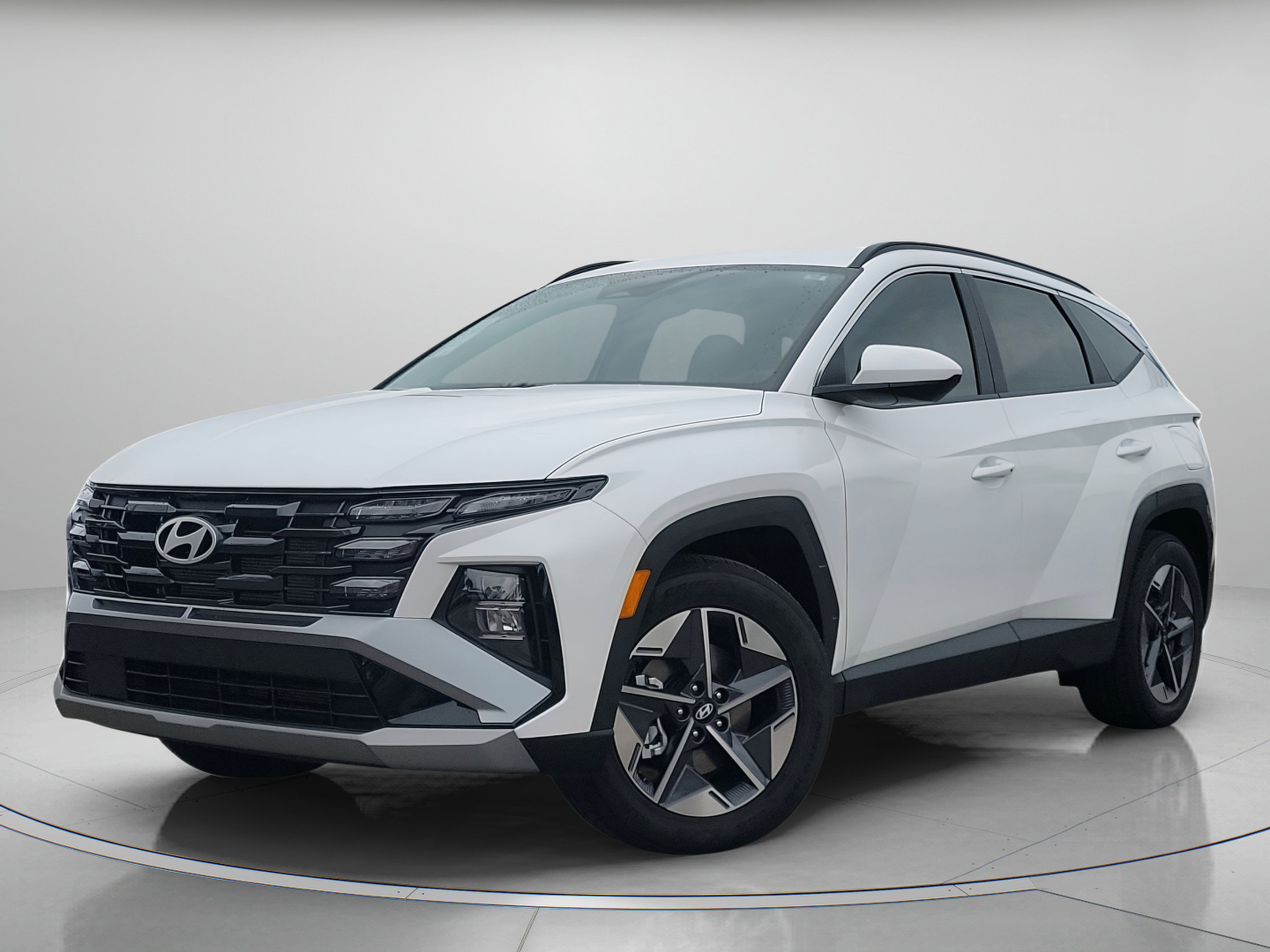 New 2026 Hyundai Tucson SEL Plus FWD image 2