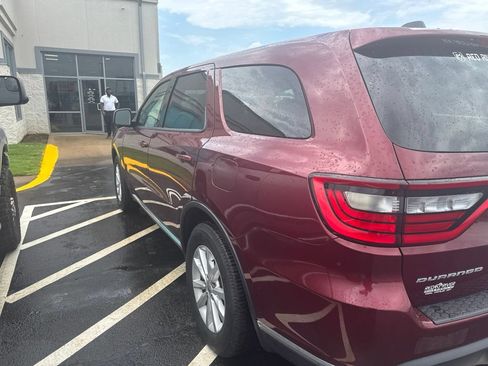 Used 2019 Dodge Durango SXT w/ Trailer Tow Group IV RWD image 5