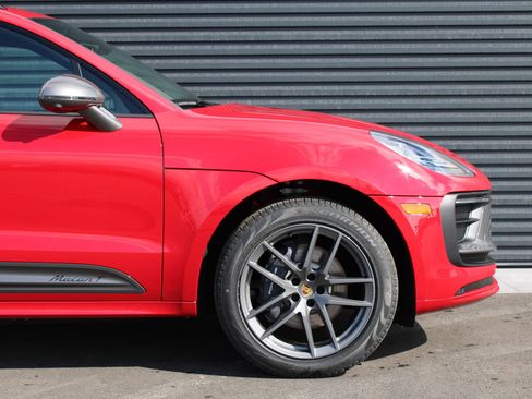 New 2026 Porsche Macan Turbo image 11