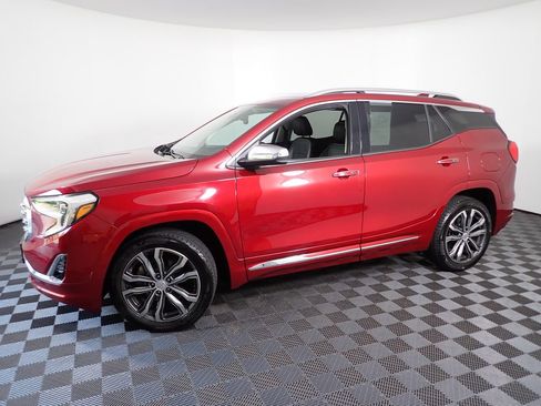 Used 2019 GMC Terrain Denali w/ Advanced Safety Package AWD/4WD image 13