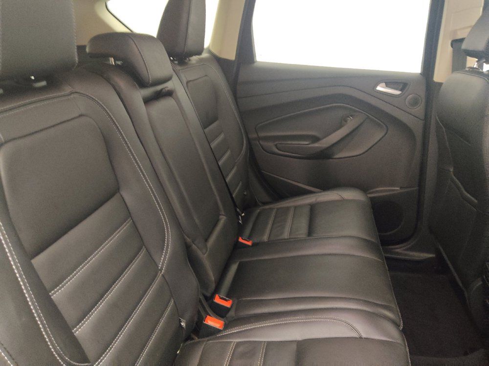 Used 2017 Ford Escape SE w/ SE Leather Comfort Package AWD/4WD image 19