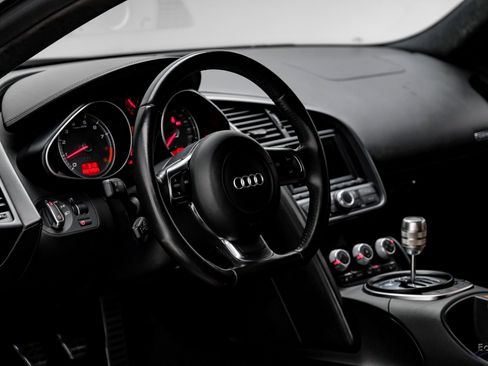 Used 2008 Audi R8 V8 image 39