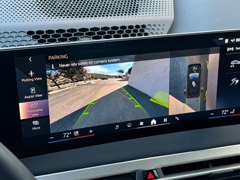 Certified 2025 BMW iX xDrive50 w/ Premium Package image 23