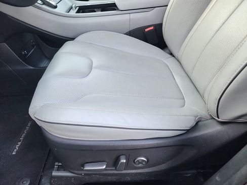 Used 2023 Hyundai Palisade SEL image 16