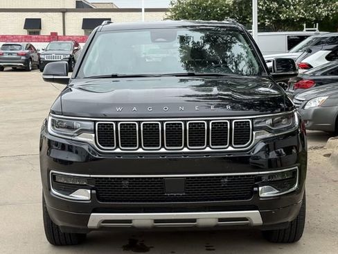 Used 2024 Jeep Wagoneer L Series II RWD image 7