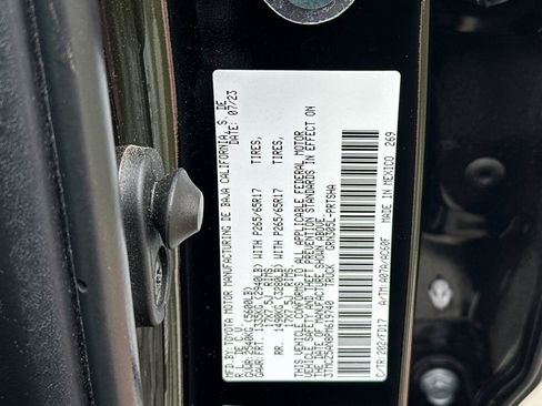 Used 2023 Toyota Tacoma TRD Sport w/ Advanced Technology Package image 38