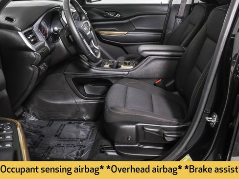 Certified 2023 GMC Acadia SLE w/ LPO, Floor Liner Package image 25
