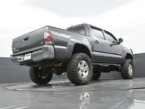 Used 2014 Toyota Tacoma 4x4 Double Cab w/ TRD Off-Road Package image 11