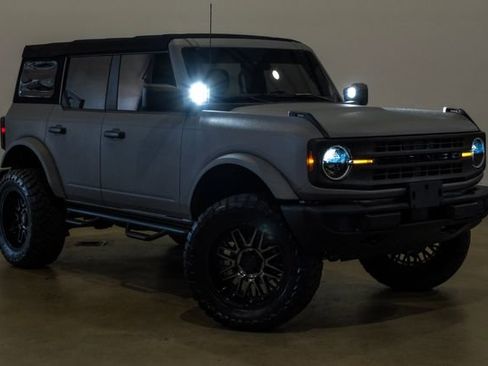 Used 2021 Ford Bronco 4-Door image 6