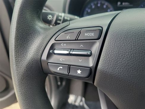 Used 2023 Hyundai Kona SEL image 27