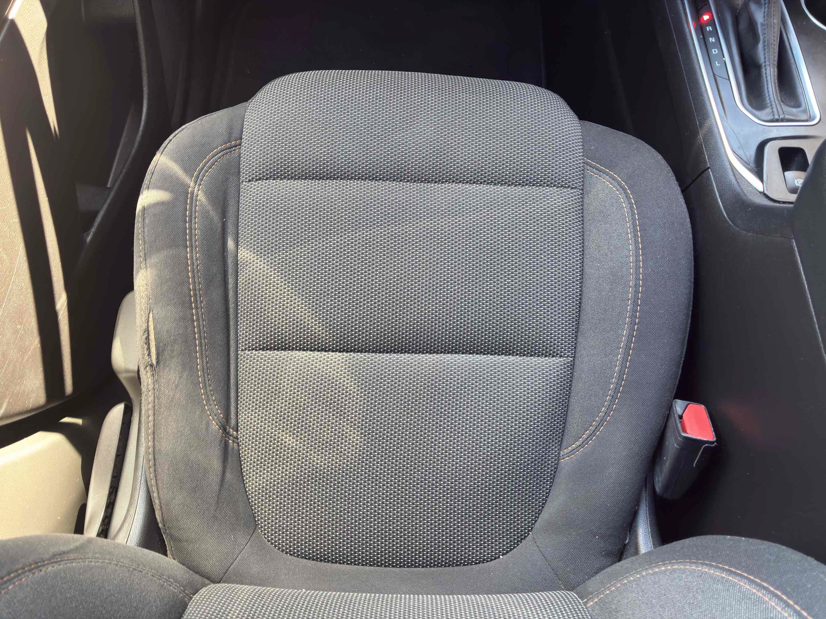 Used 2020 Chevrolet Traverse LS FWD image 40