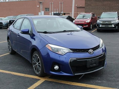 Used 2015 Toyota Corolla S image 4