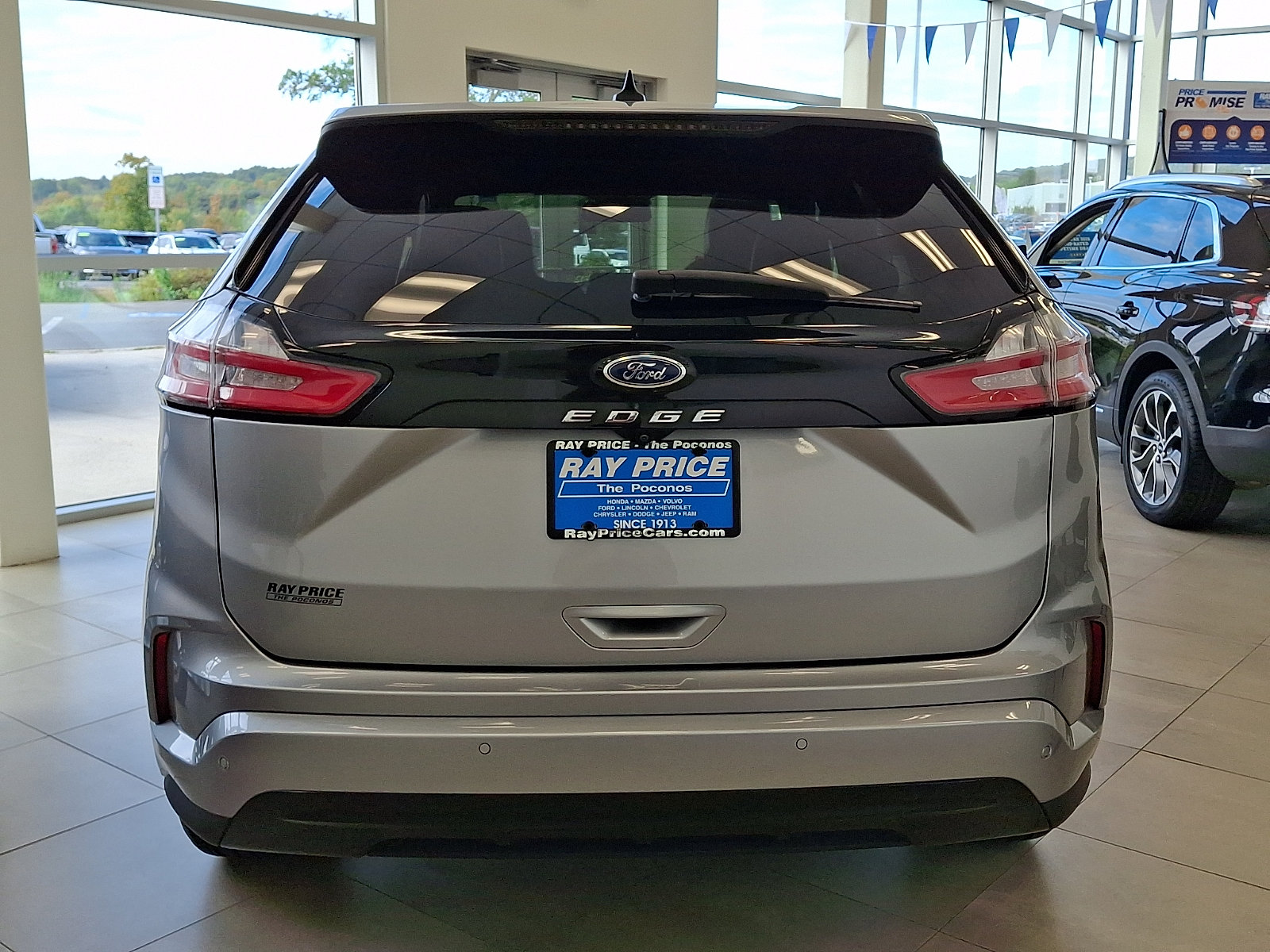 Certified 2023 Ford Edge ST-Line AWD/4WD image 5