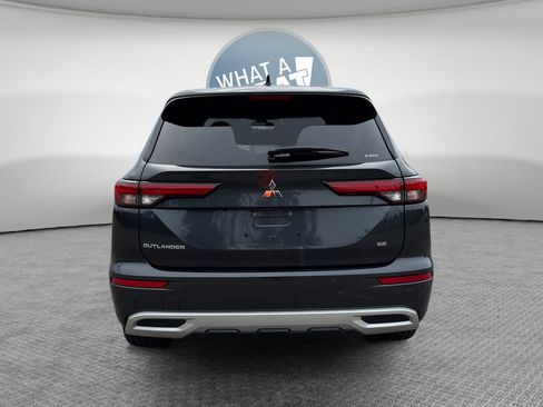 Used 2024 Mitsubishi Outlander SE AWD/4WD image 5