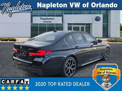 Used 2022 BMW 530i 530i w/ M Sport Package image 4