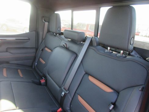 New 2026 GMC Sierra 1500 AT4 w/ AT4 Premium Package image 15