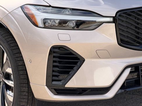 New 2026 Volvo XC60 T8 Ultra w/ Protection Package Premier image 3