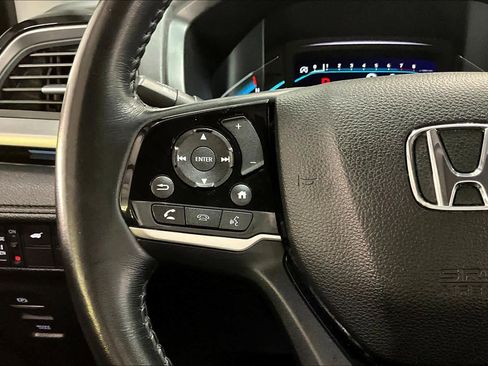 Used 2023 Honda Odyssey Touring image 21