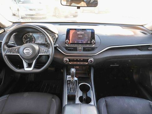 Used 2021 Nissan Altima 2.5 SV FWD image 13