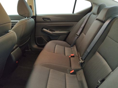 Used 2023 Nissan Altima 2.5 SV AWD/4WD image 18