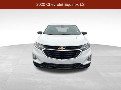 Used 2020 Chevrolet Equinox LS w/ LS Convenience Package image 2