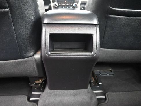 Used 2016 Toyota Camry SE w/ Protection Package (Q2) FWD image 33