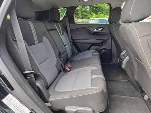 Used 2025 Chevrolet Blazer LT AWD/4WD image 26