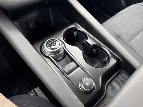 New 2026 Ford Explorer Active image 18