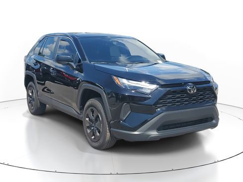 Used 2025 Toyota RAV4 LE FWD image 2