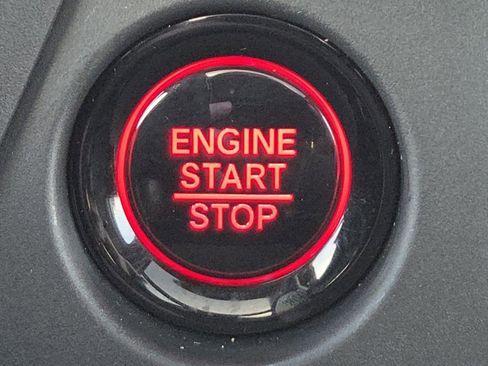 Used 2025 Honda Pilot Elite image 36