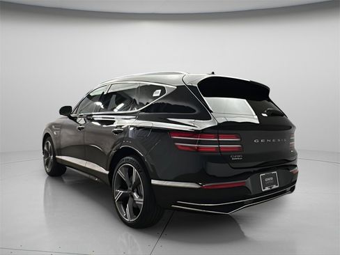 Certified 2025 Genesis GV80 2.5T Prestige image 6
