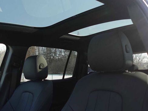 Used 2026 Mercedes-Benz GLB 250 4MATIC image 22