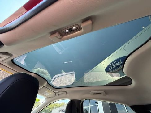 Used 2021 Ford Mustang Mach-E Premium image 16