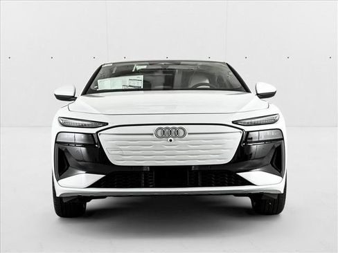 New 2025 Audi A6 e-tron Premium Plus image 2
