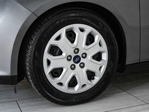 Used 2012 Ford Focus SE image 52
