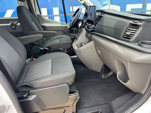 Used 2023 Ford Transit 350 XLT RWD image 12