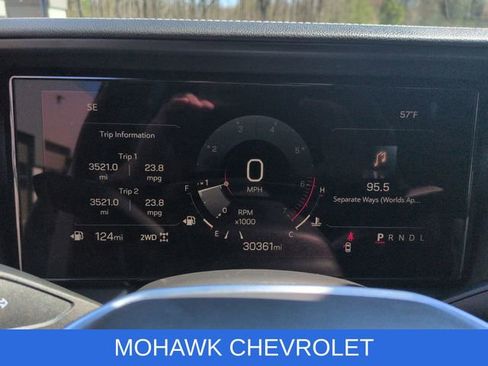 Used 2025 GMC Terrain Elevation image 13