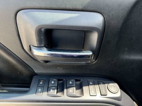 Used 2017 Chevrolet Silverado 1500 LT w/ All Star Edition AWD/4WD image 22