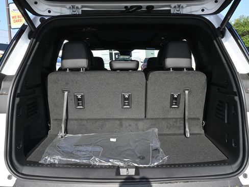 New 2026 GMC Acadia Elevation w/ Black Edition FWD image 24